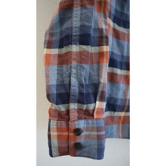 Patagonia 53875FA19 Women's Sz 8 Navy/Red Plaid Heywood Flannel L/S Shirt - Picture 5 of 7
